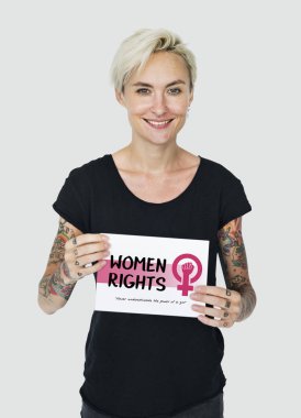 kadın holding afiş