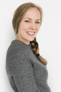 stüdyoda Kafkas kadın