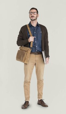 Tarafsız çantası tutan adam