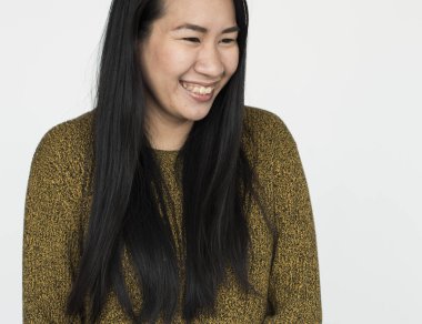 gülümseyen Asyalı kadın