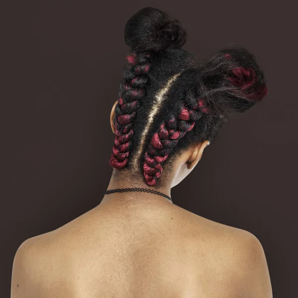 Pigtails ile Afrikalı kadın — Stok fotoğraf