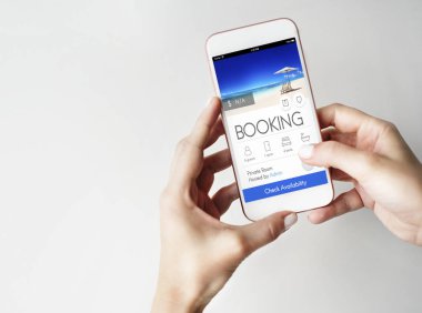 akıllı telefon tutan eller