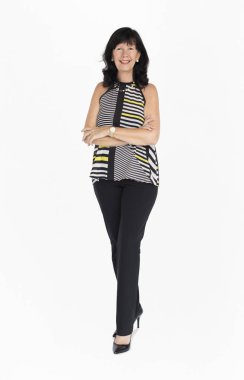 stüdyoda olgun beyaz kadın