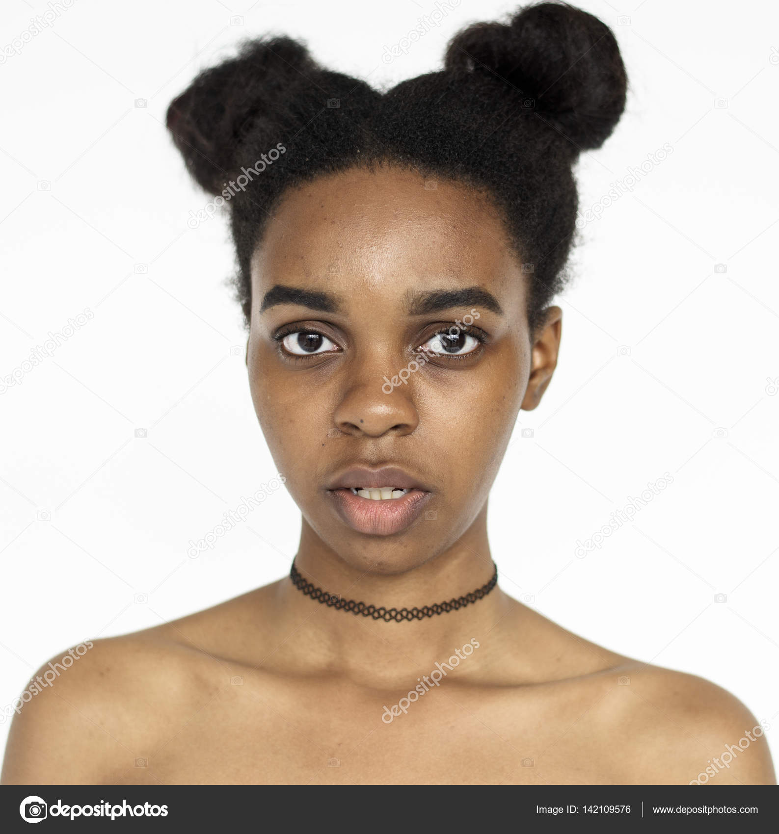 Download African young woman face — Stock Photo © Rawpixel #142109576