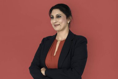 güzel gülümseyen iş kadını