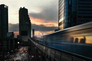Alacakaranlıkta Büyükşehir Belediye