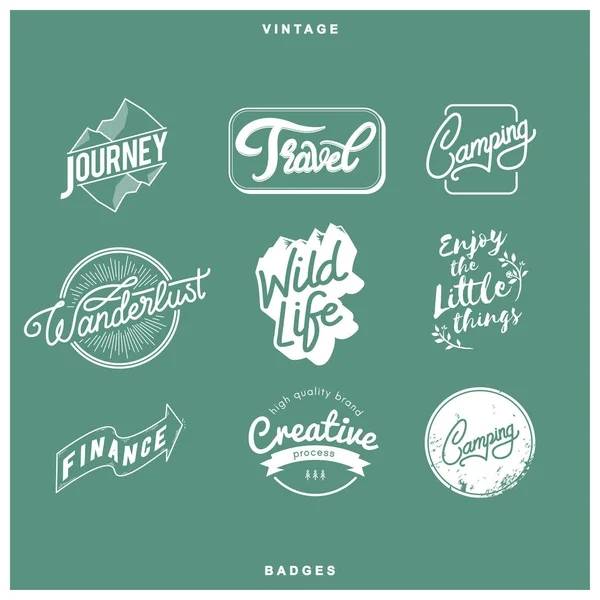 Emblemas do logotipo com carimbos de etiqueta —  Vetores de Stock