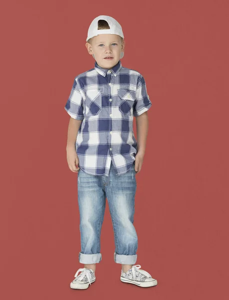 Стильний маленький хлопчик — стокове фото