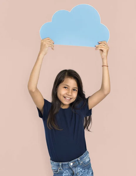 Menina Segurando Nuvem azul — Fotografia de Stock