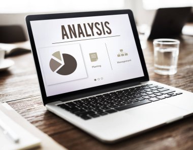 Dizüstü bilgisayar ile çalışma alanı