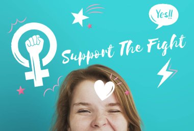 Stüdyodaki genç bayan.