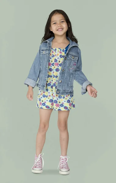 Carino bambina in studio — Foto Stock