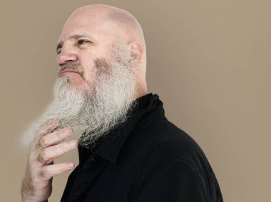 Senior studio poz adam