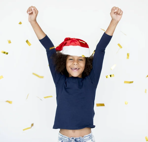 Adorável criança africana em santa hat — Fotografia de Stock