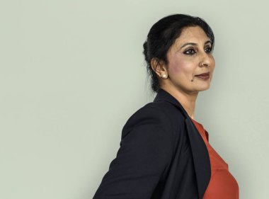 Ciddi olgun bir iş kadını.