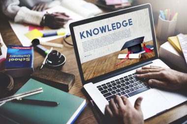 çalışma ve fikirleri tartışmak iş adamları