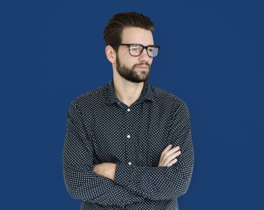 Studio yakışıklı işadamı