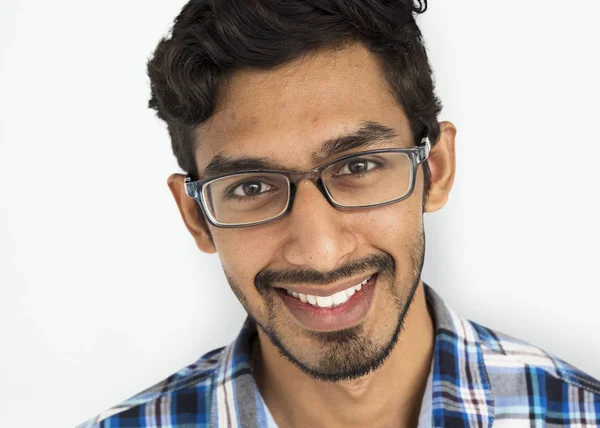 Gioioso indiano uomo in occhiali da vista — Foto Stock
