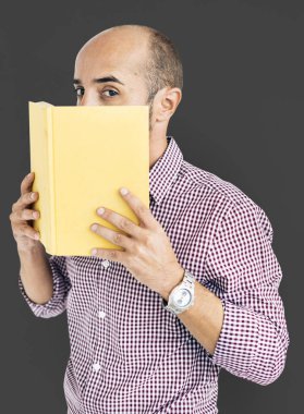 Casual adam kitap ile