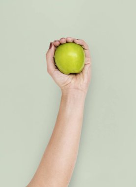 elini tutan apple