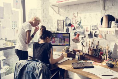 moda tasarımcıları atölye