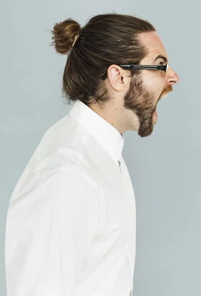 Homem barbudo gritando — Fotografia de Stock