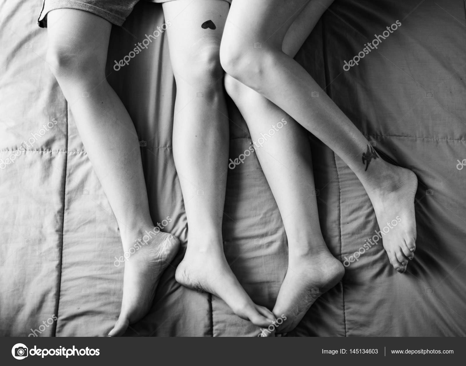 Black lesbians on bed