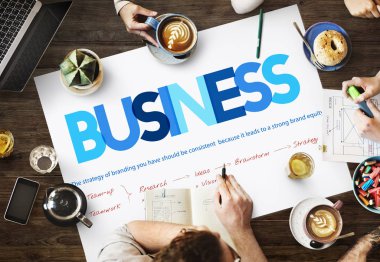 projede çalışan iş adamları