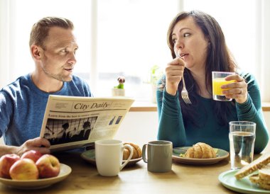 Sabah kahvaltı Çift