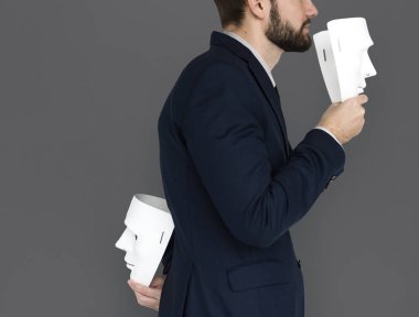 İşadamı holding maskeleri