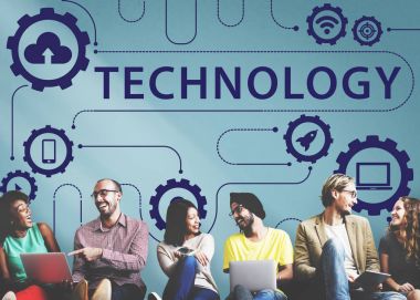 çeşitlilik arkadaşlar duvara yakın oturur