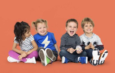 Stüdyo çok etnik çocuklarda