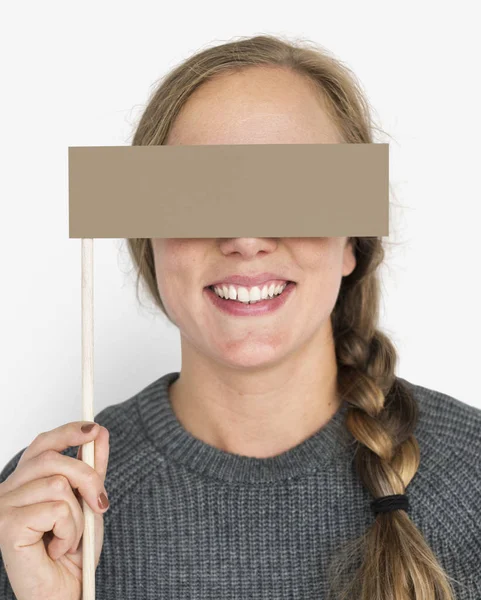 Frau mit Fahne bedeckt Augen — Stockfoto