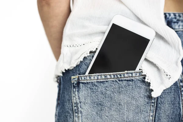 Telefone inteligente no bolso — Fotografia de Stock