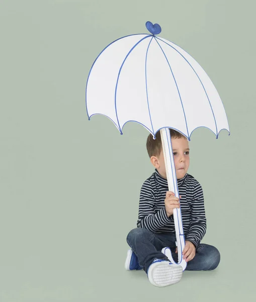 Pequeño chico caucásico — Foto de Stock