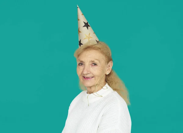 Vrouw dragen verjaardag GLB — Stockfoto