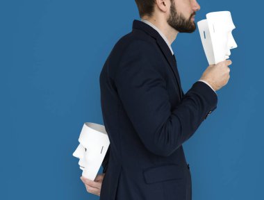 İşadamı holding maskeleri