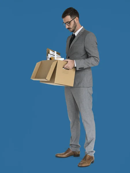 Affärsman med låda — Stockfoto