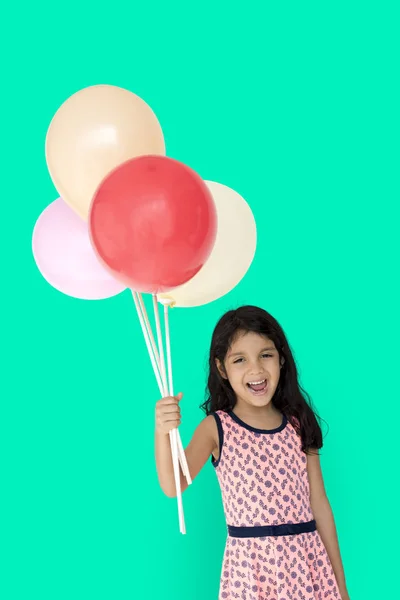 Menina pequena bonito no estúdio — Fotografia de Stock