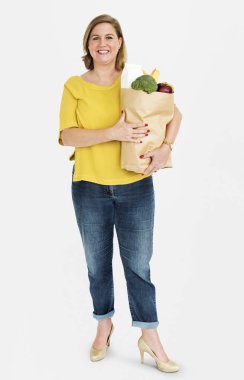 kadın stüdyoda poz