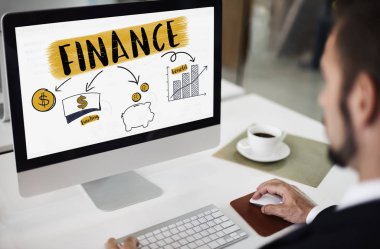 bilgisayarla çalışma iş adamı