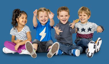 Stüdyo çok etnik çocuklarda