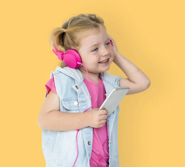 Chica escuchar Música Auriculares —  Fotos de Stock
