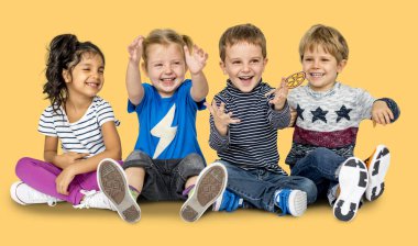 Stüdyo çok etnik çocuklarda