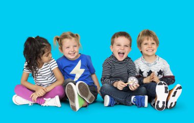 Stüdyo çok etnik çocuklarda