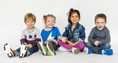 Stüdyo çok etnik çocuklarda