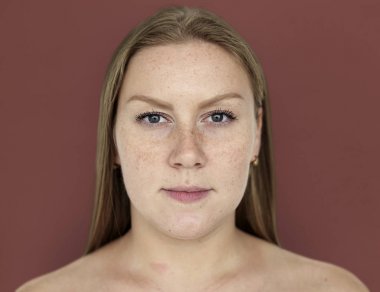 studio poz ile kadın