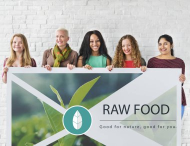 Yönetim Kurulu ile çok ırklı kadınlar 