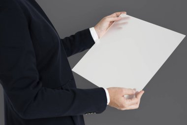 işadamı holding belge