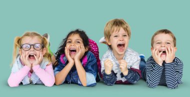 Stüdyo çok etnik çocuklarda